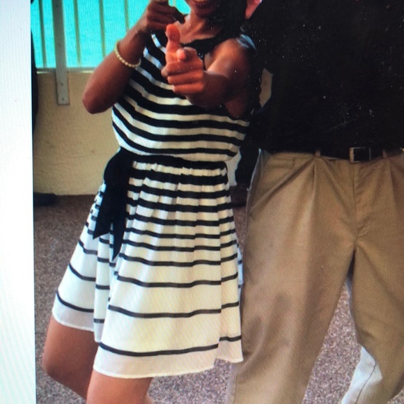 Papaya Dress - Picture 7 of 8